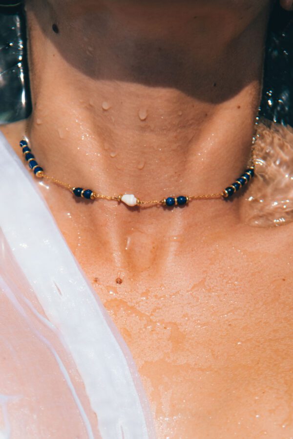 collier ras de cou lapis lazuli