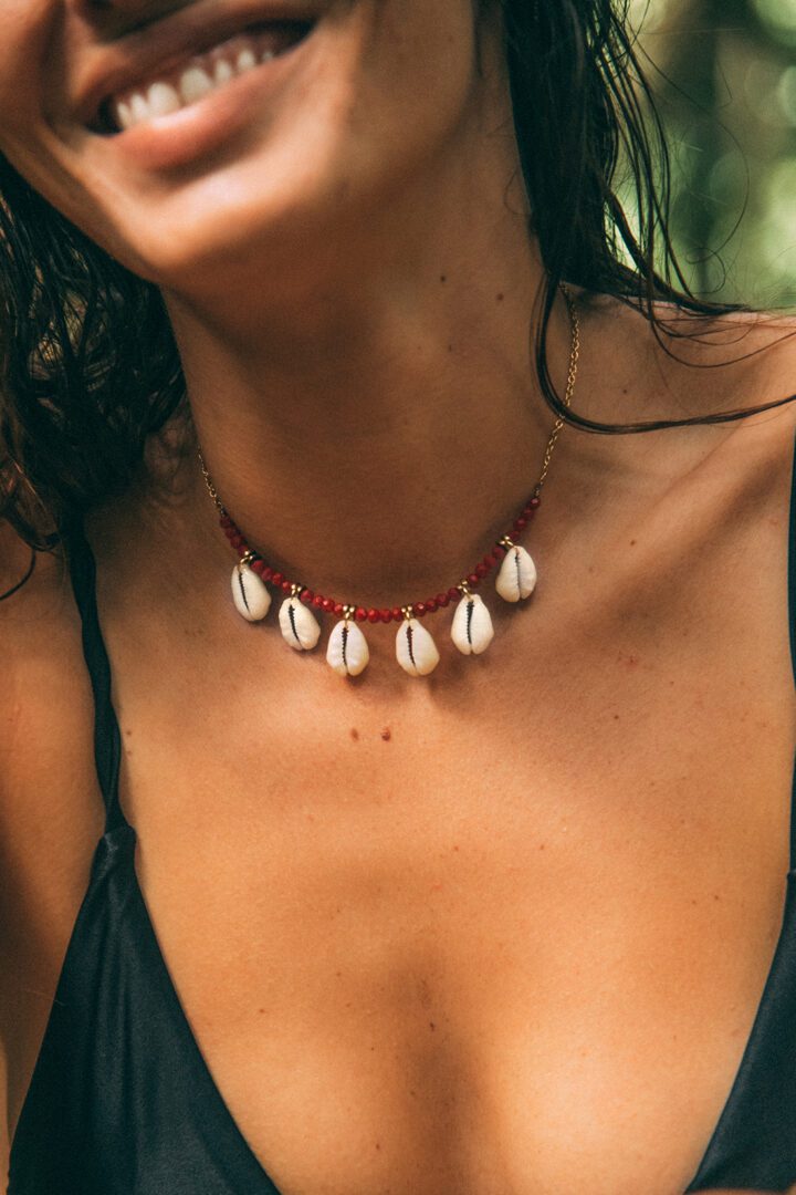 collier coquillage siren red wine